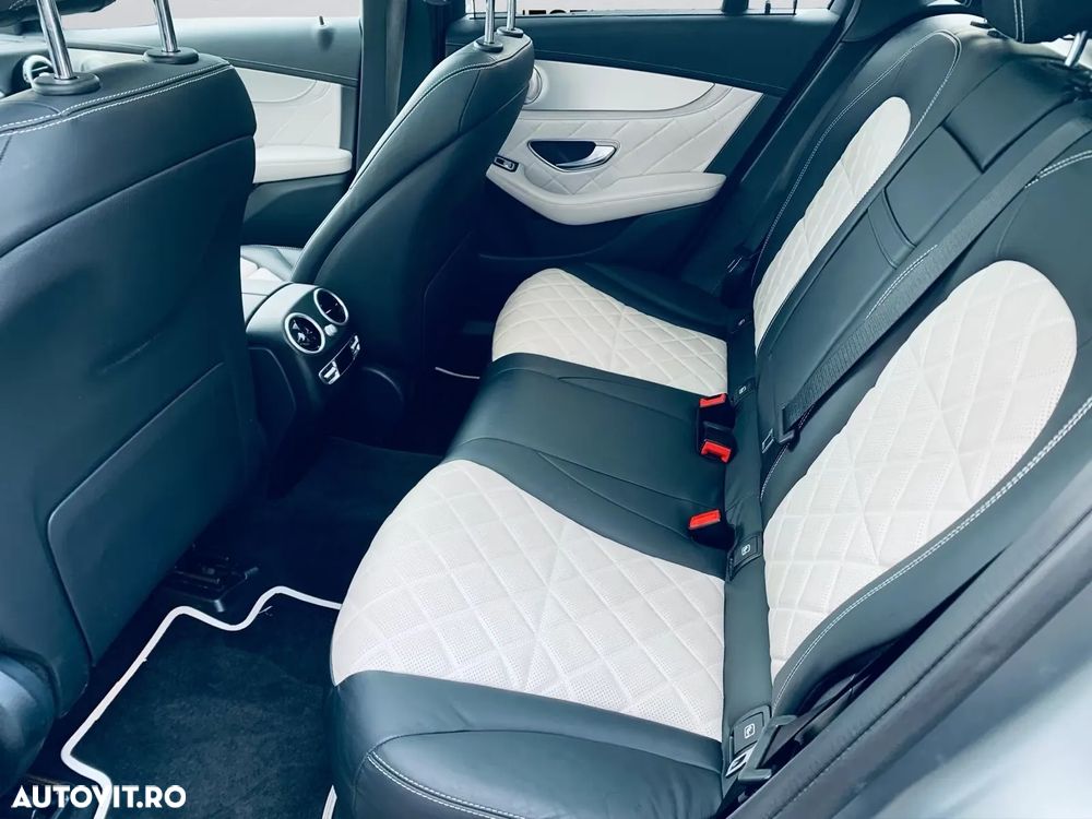 Mercedes-Benz GLC 300 e 4MATIC - 9