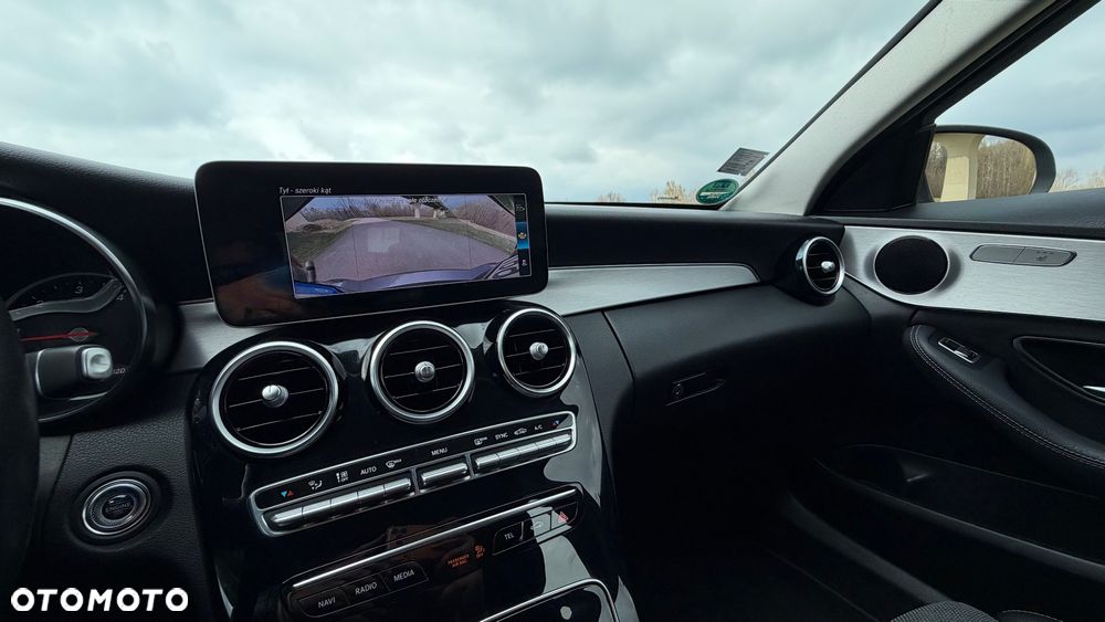 Mercedes-Benz Klasa C 200 d 9G-TRONIC - 13