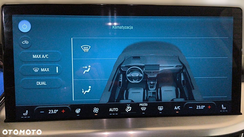 Ford Focus 1.0 EcoBoost mHEV Titanium X - 29