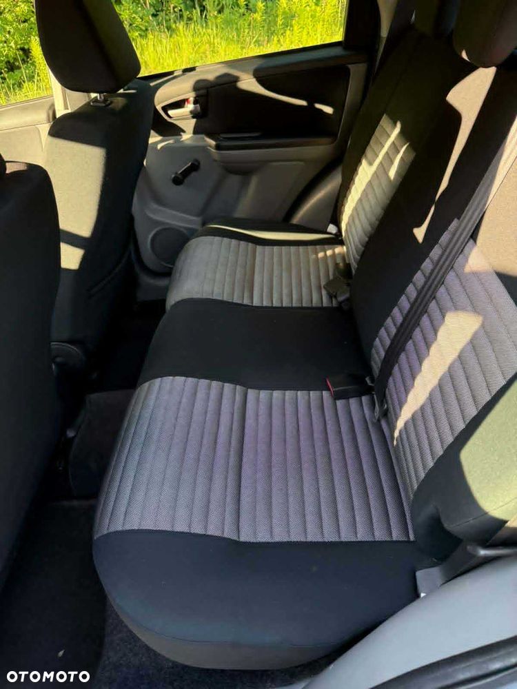 Suzuki SX4 - 8