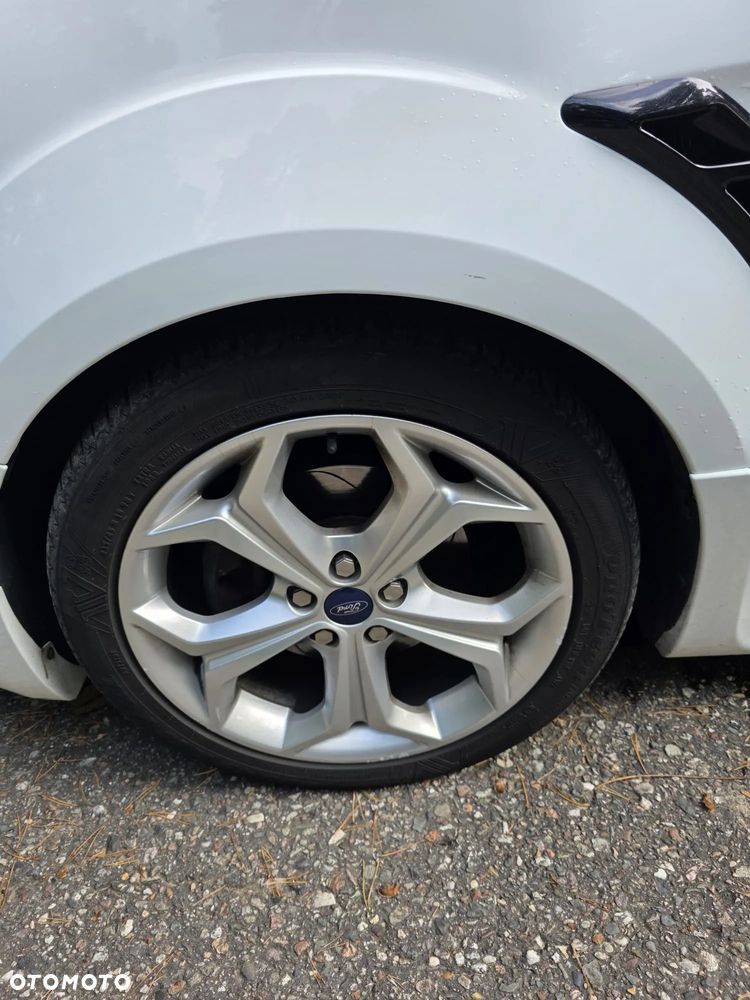 Ford S-Max 2.2 TDCi DPF Titanium - 10