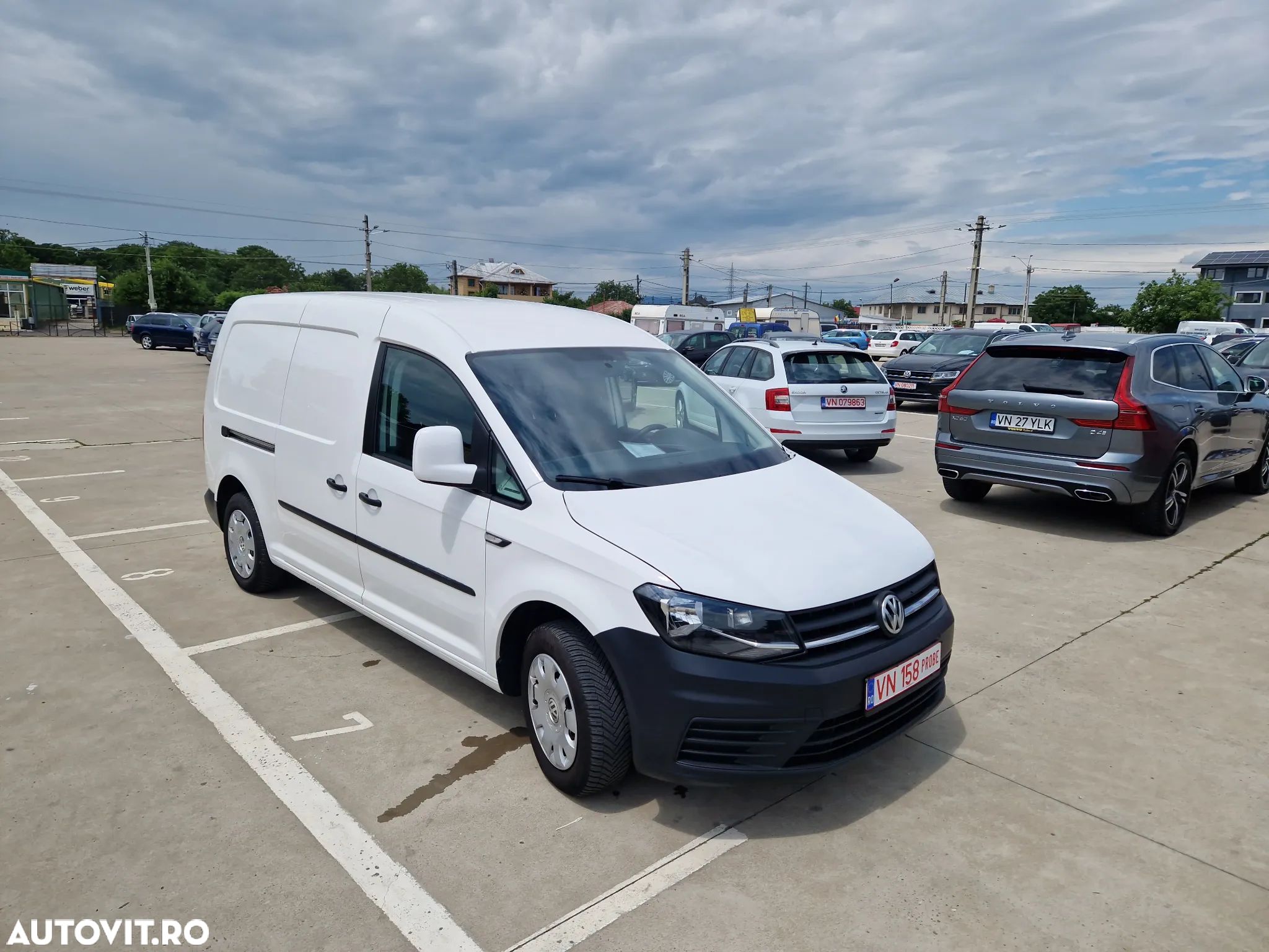 Volkswagen Caddy maxi - 1