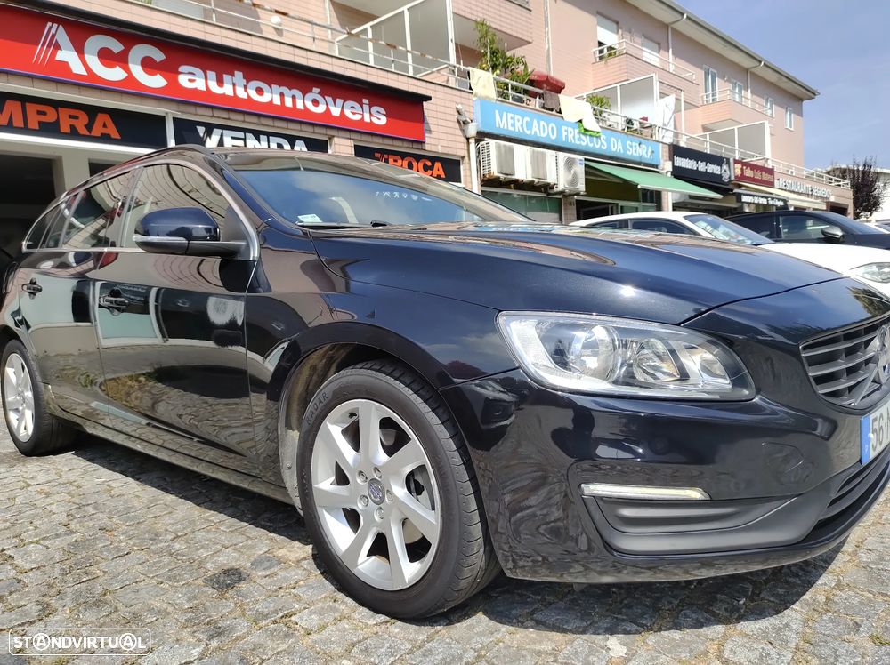 Volvo V60 1.6 D2 Drive Momentum Start/Stop - 2