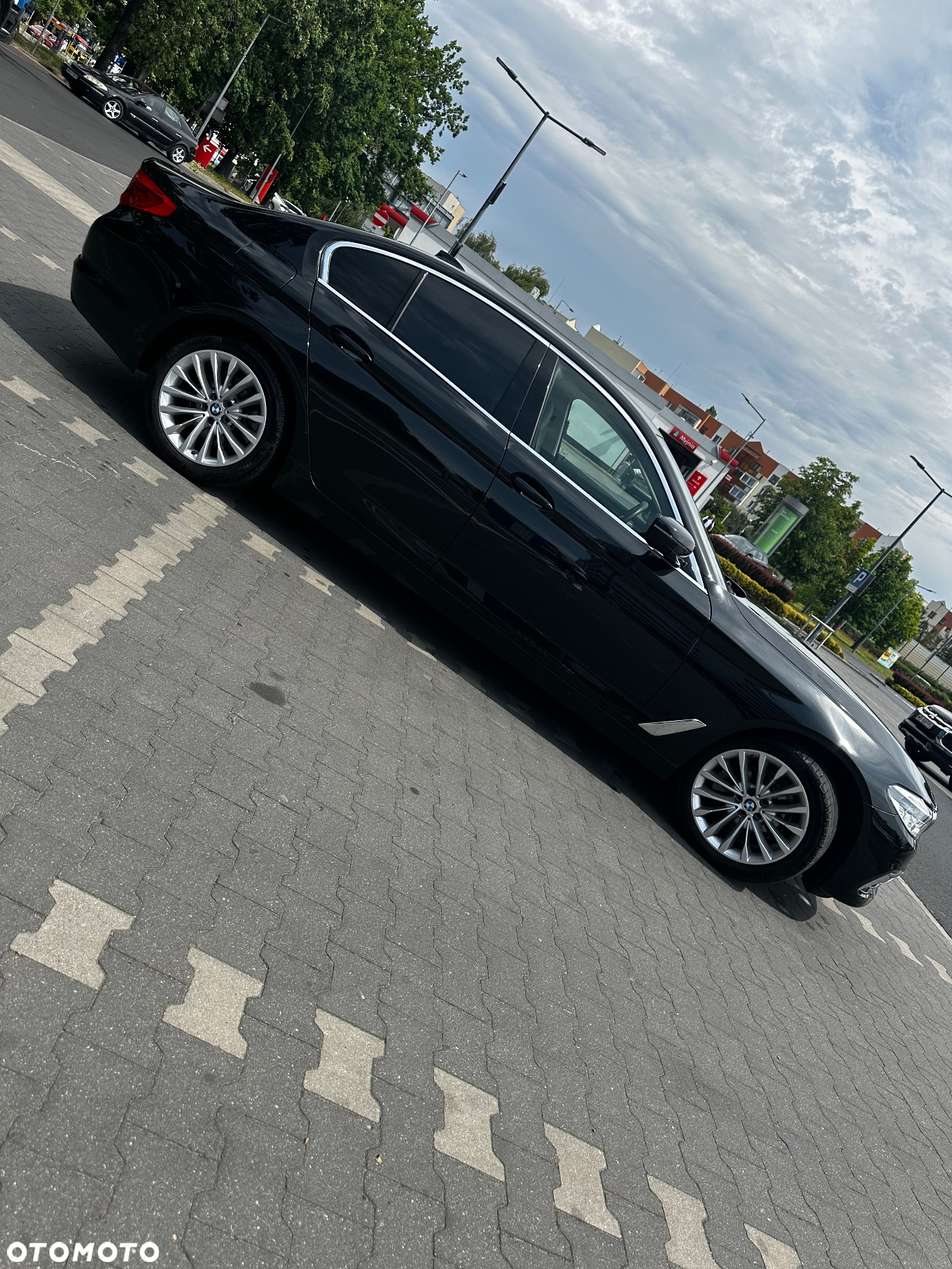 BMW Seria 5 520d xDrive Luxury Line - 2