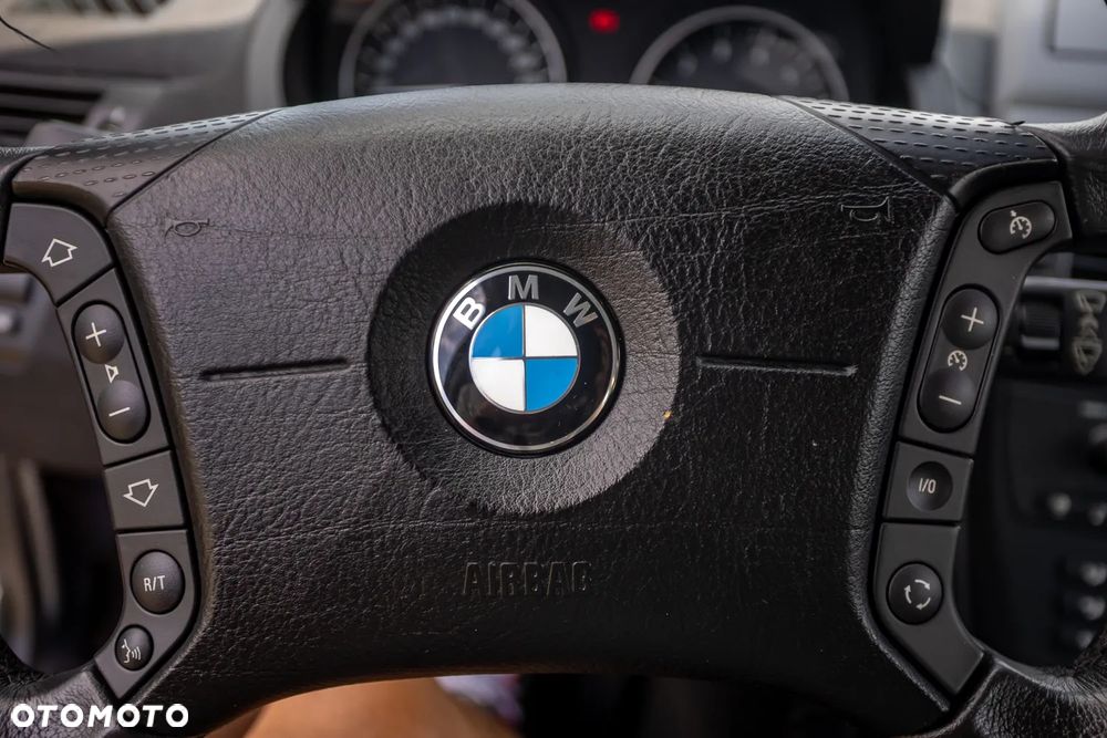 BMW X3 xDrive20i - 27