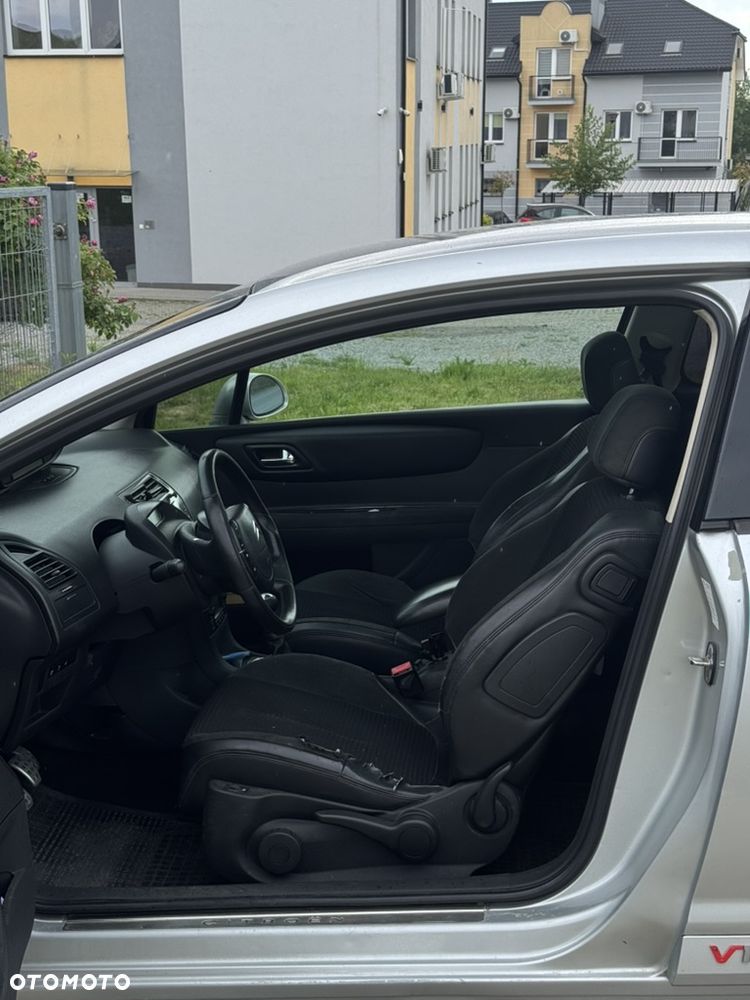 Citroën C4 2.0 HDi VTS - 13