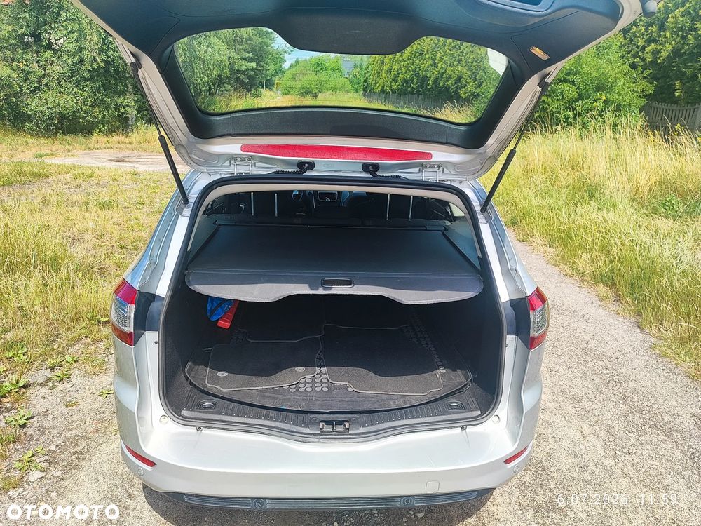 Ford Mondeo 2.0 TDCi Titanium - 18