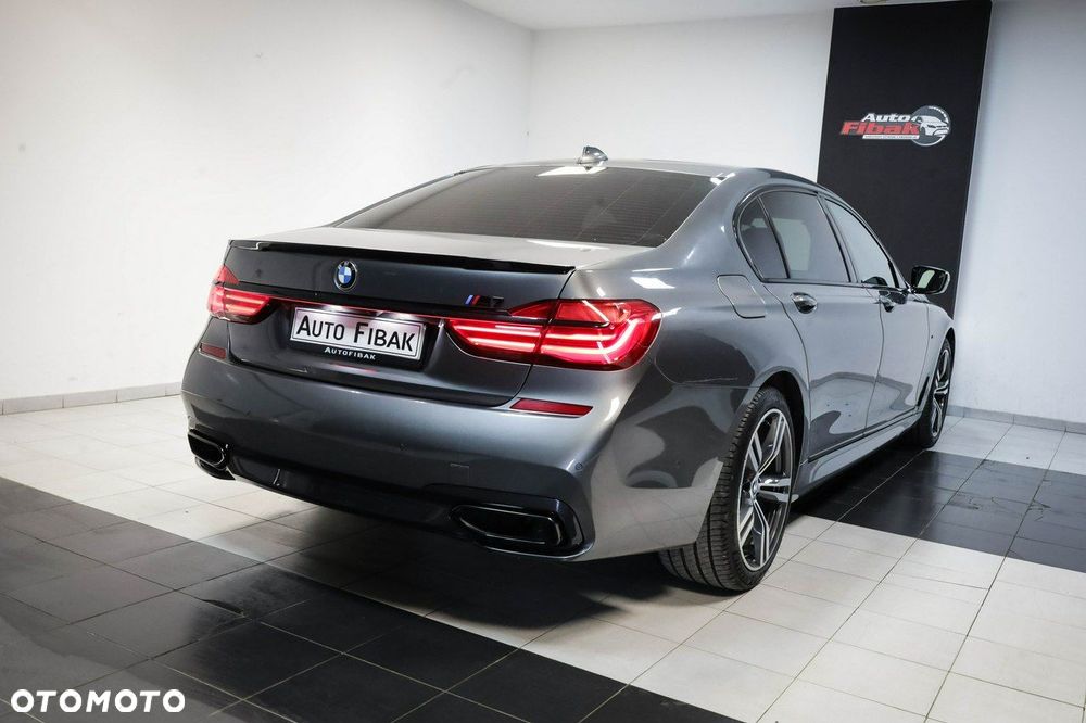 BMW Seria 7 - 13
