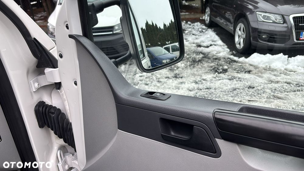 Volkswagen Transporter T5 - 18