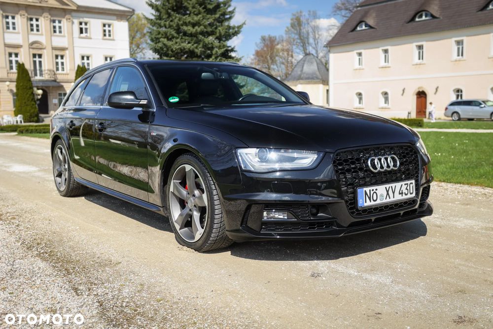 Audi A4 Avant 2.0 TDI DPF clean diesel quattro S tronic S line Sportpaket - 12