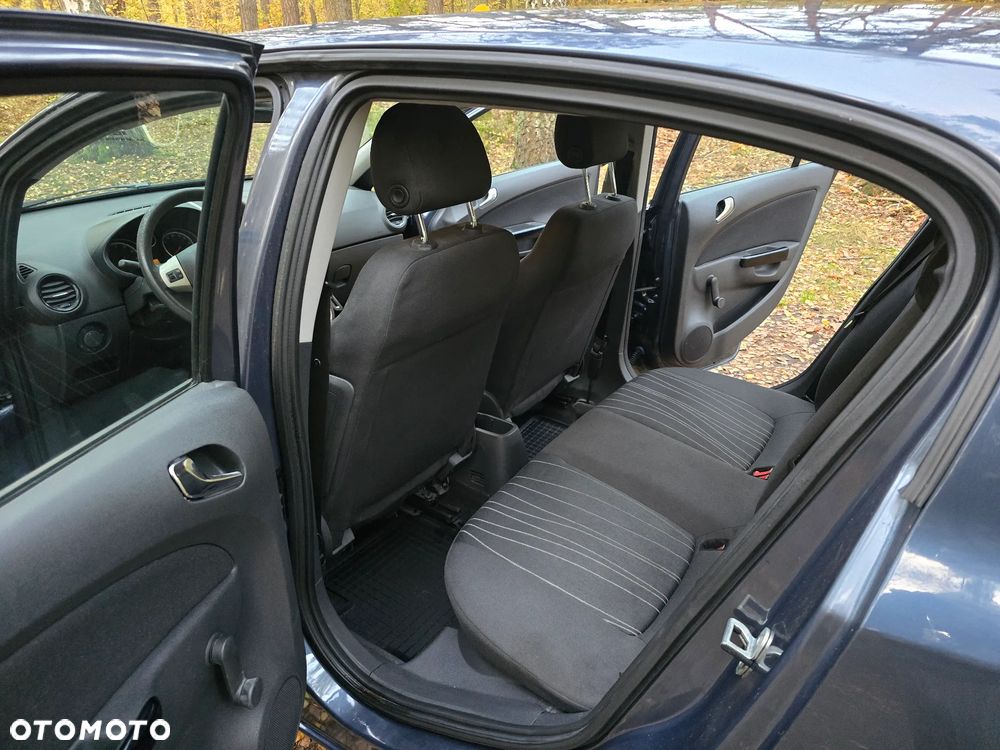 Opel Corsa - 11