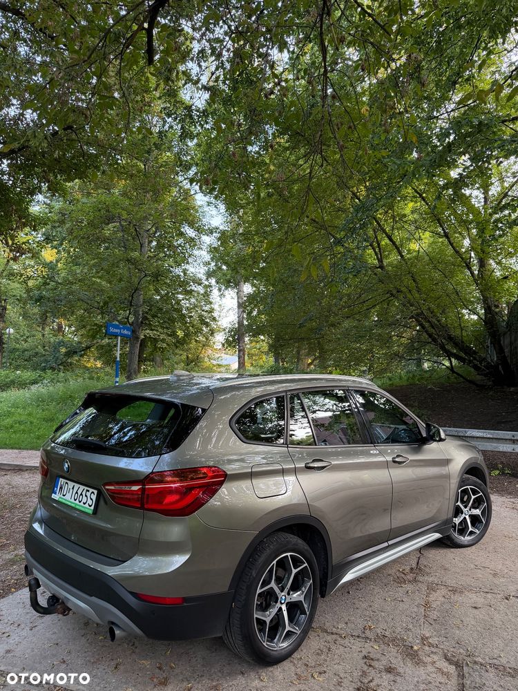 BMW X1 xDrive20d - 4
