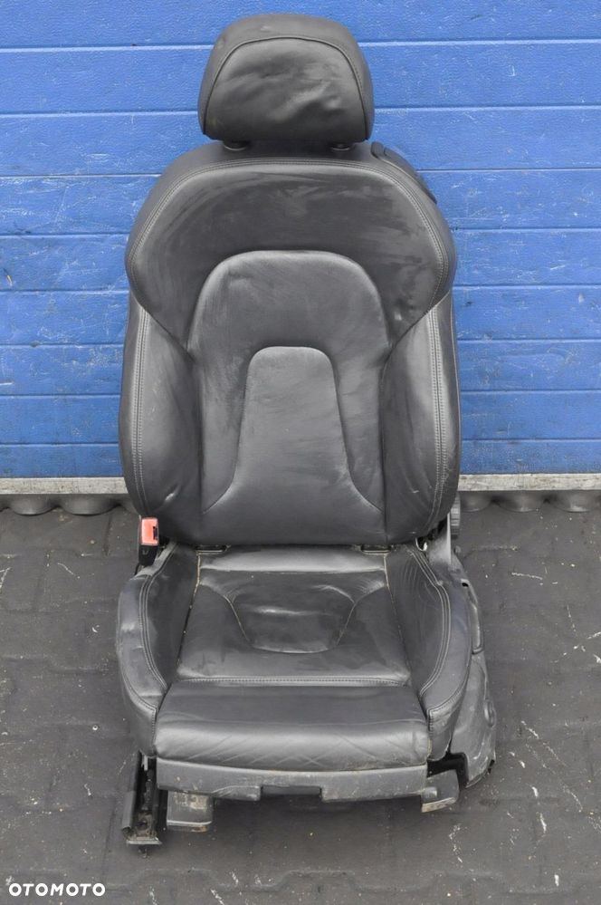 AUDI A5 I FOTEL KIEROWCY SKÓRA UK - 1