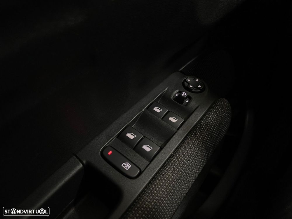 Citroën C3 Aircross 1.2 PureTech Shine - 36