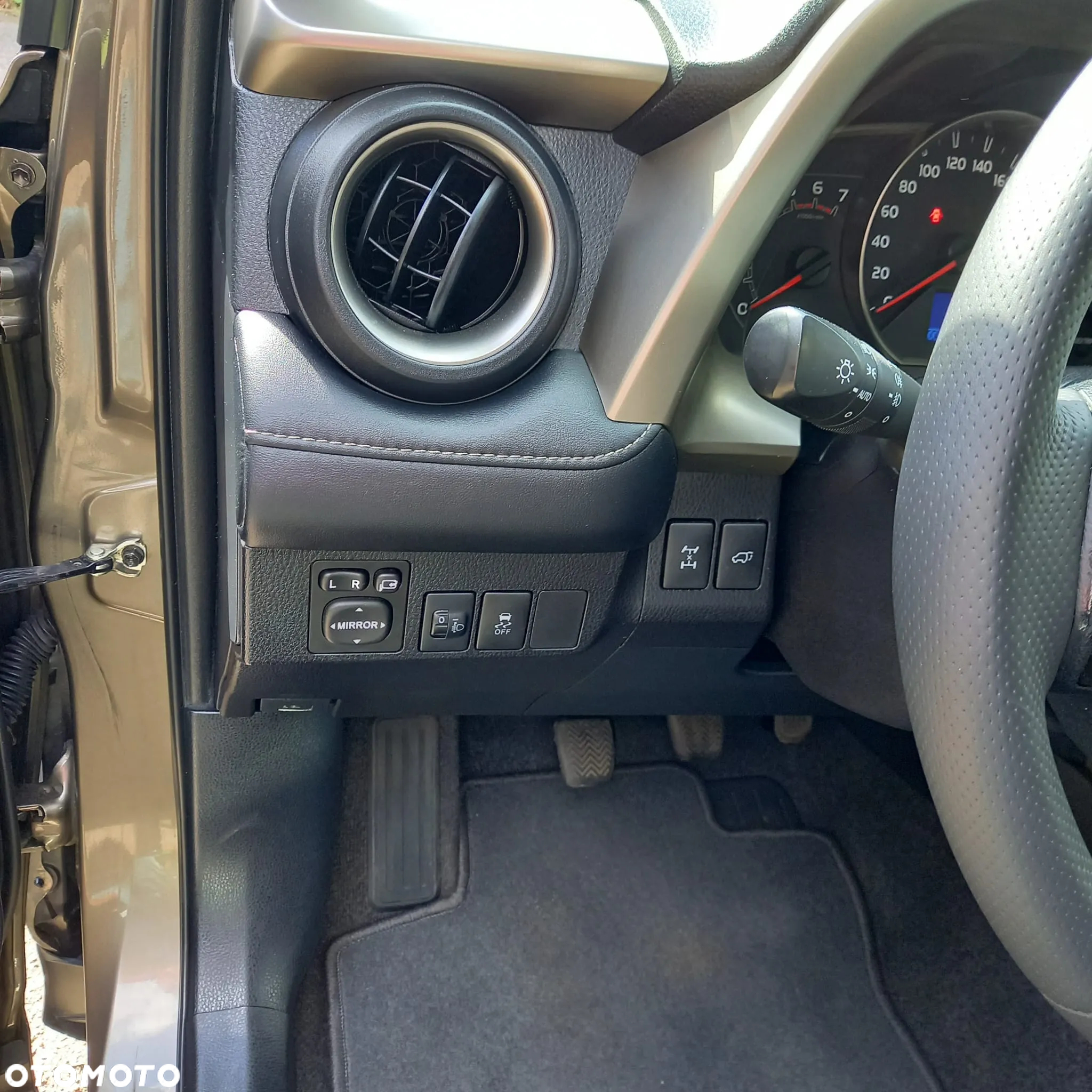 Toyota RAV4 - 34