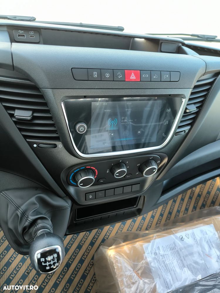 Iveco 35C16 - 16