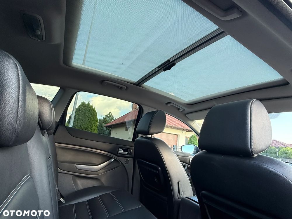 Ford Kuga - 27