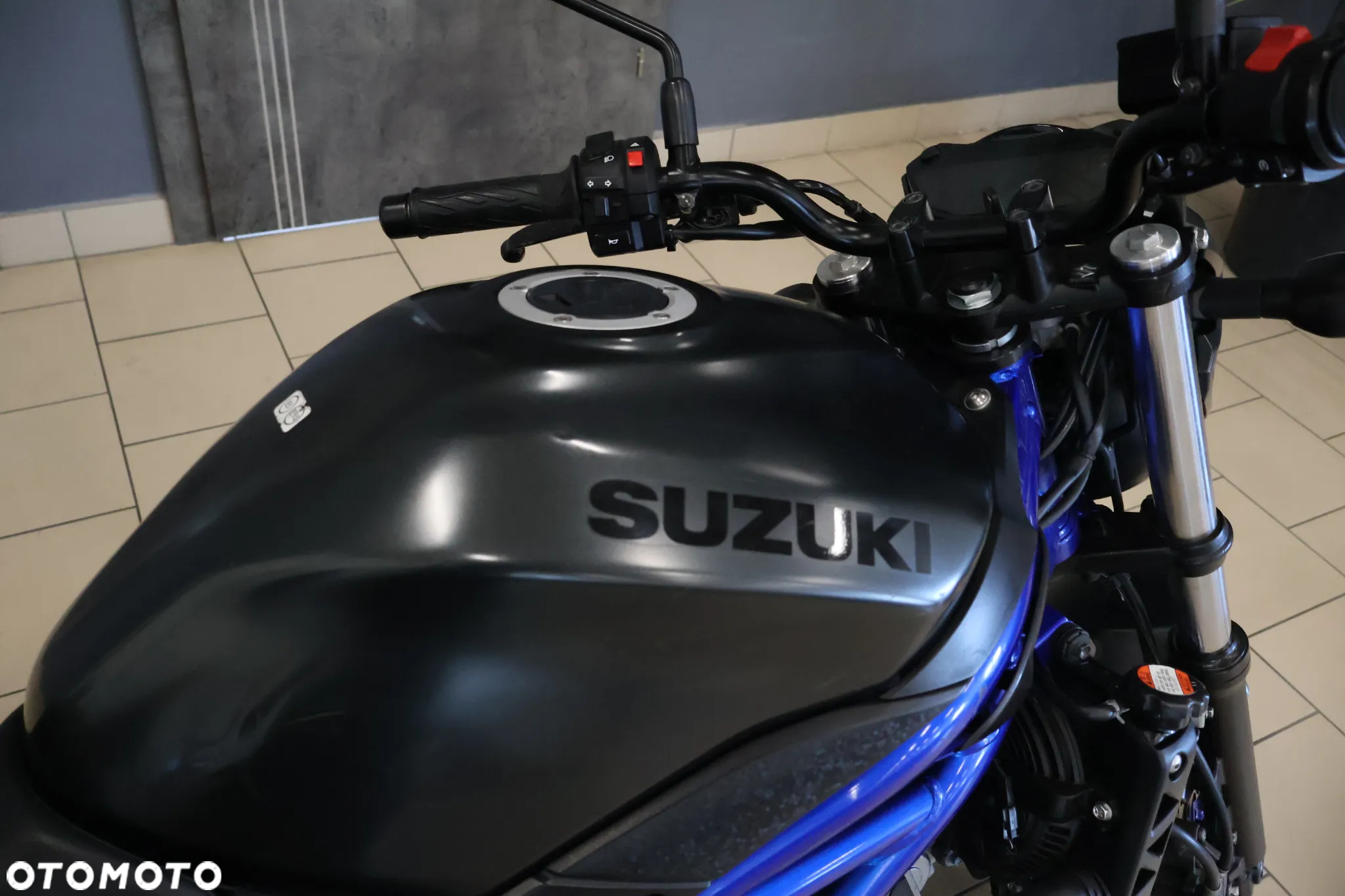 Suzuki SV - 7