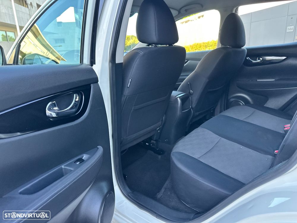Nissan Qashqai 1.5 dCi Acenta - 27