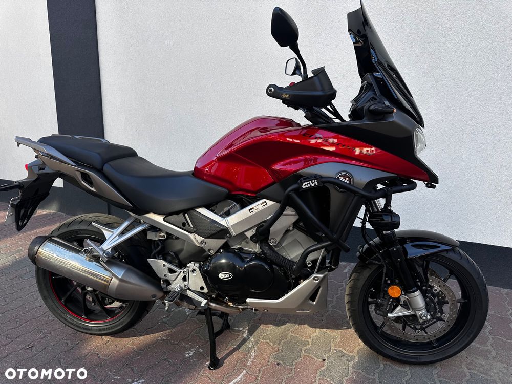 Honda VFR - 18