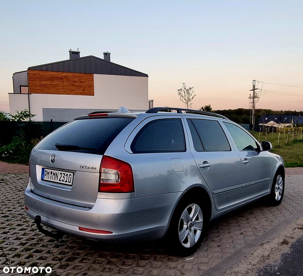 Skoda Octavia 1.8 TSI Elegance DSG - 6