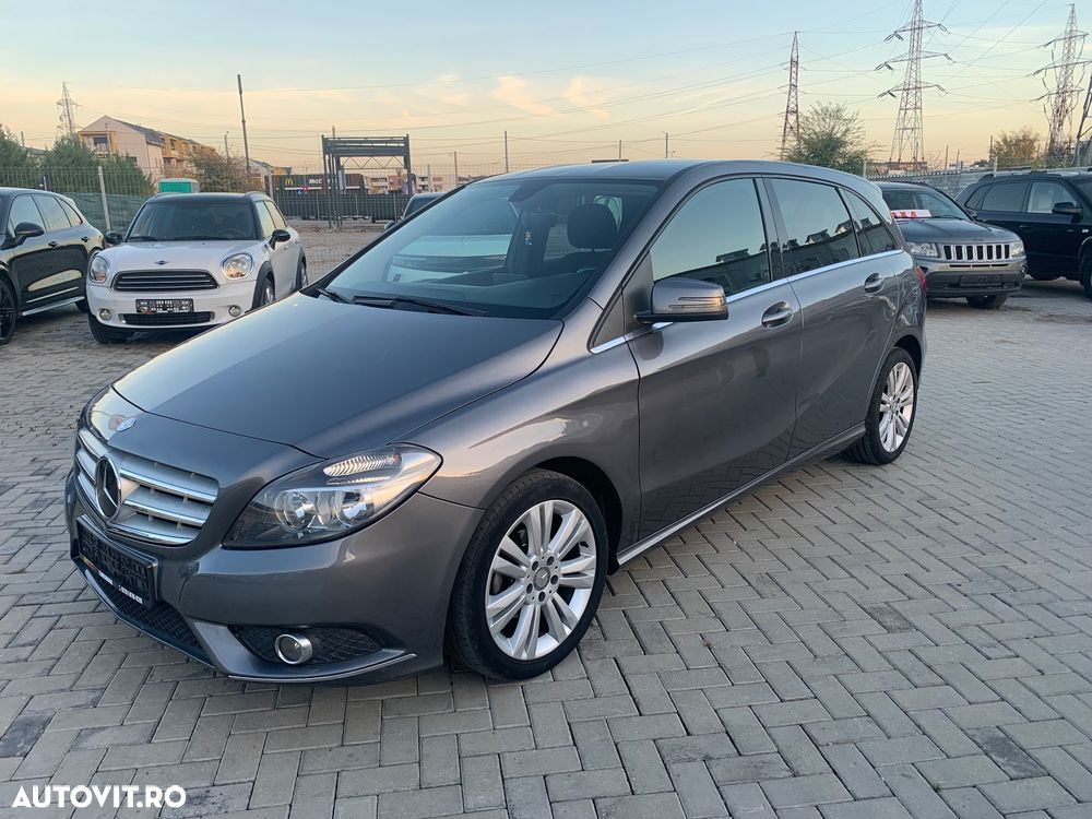 Mercedes-Benz B - 15