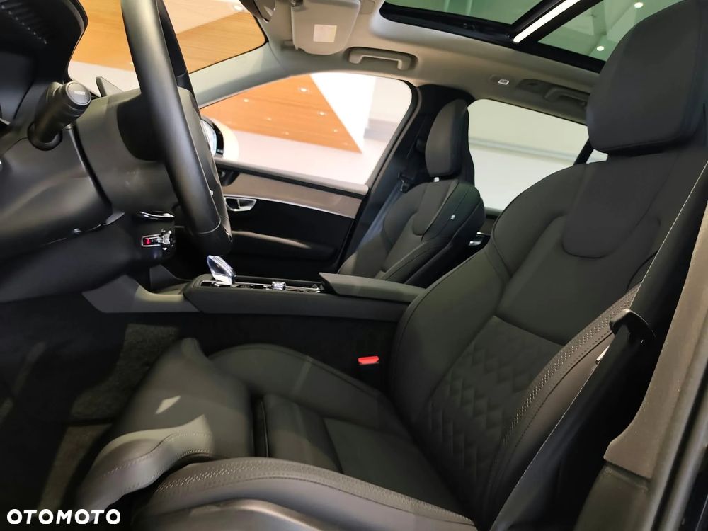 Volvo XC 90 T8 AWD Plug-In Hybrid Ultimate Dark 7os - 38