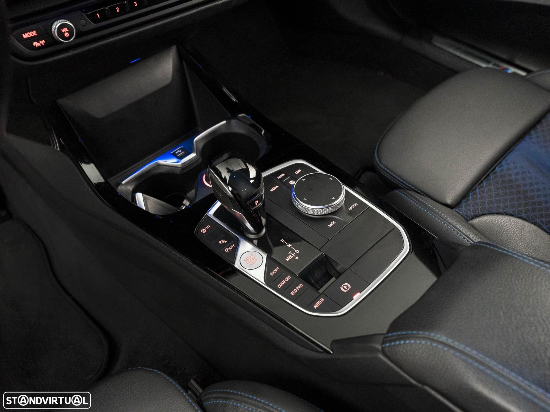 BMW 118 i Pack Desportivo M Auto - 24