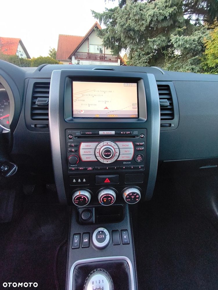 Nissan X-Trail 2.0 dCi 4x4 DPF Platinum - 28