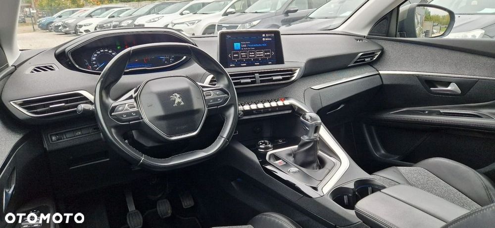 Peugeot 3008 - 24