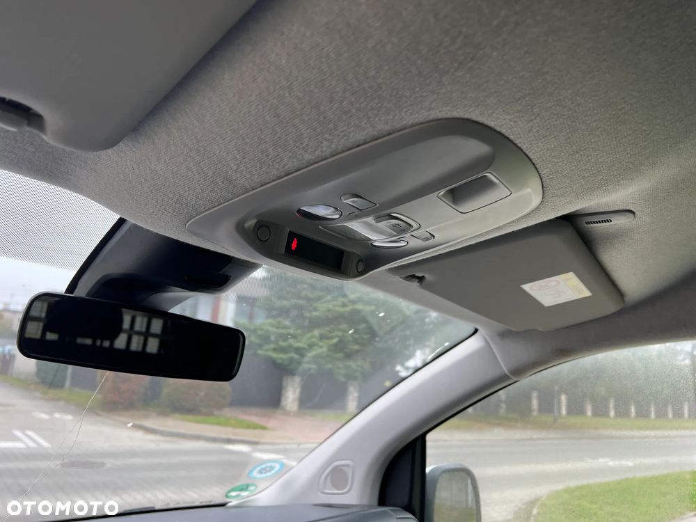 Citroën Jumpy Komfort Plus M EAT6 Business - 15