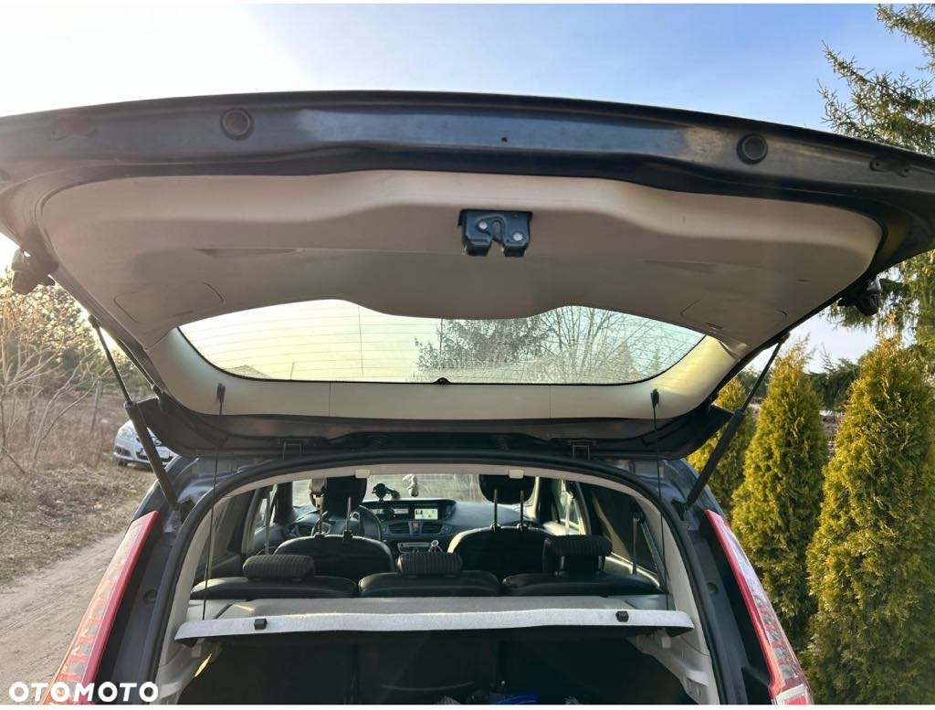 Renault Scenic 1.4 16V TCE Bose Edition - 10