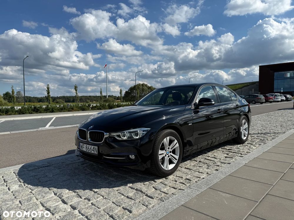 BMW Seria 3 318i Sport Line - 22
