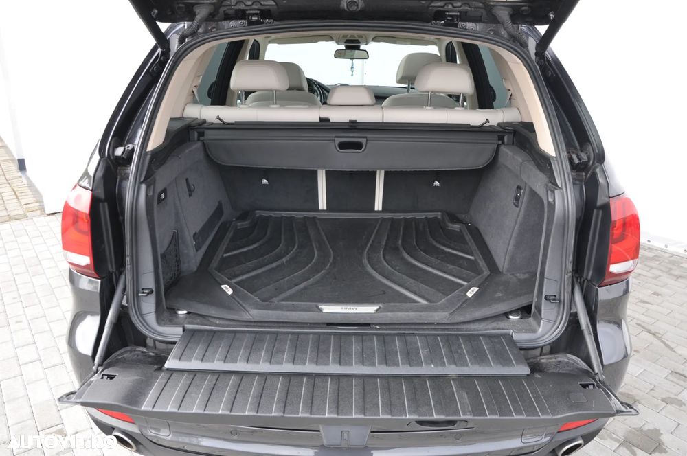 BMW X5 xDrive30d - 29