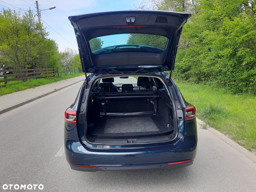 Opel Insignia - 23