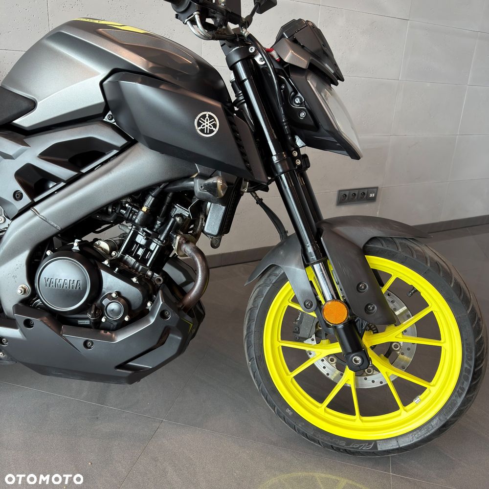 Yamaha MT - 5