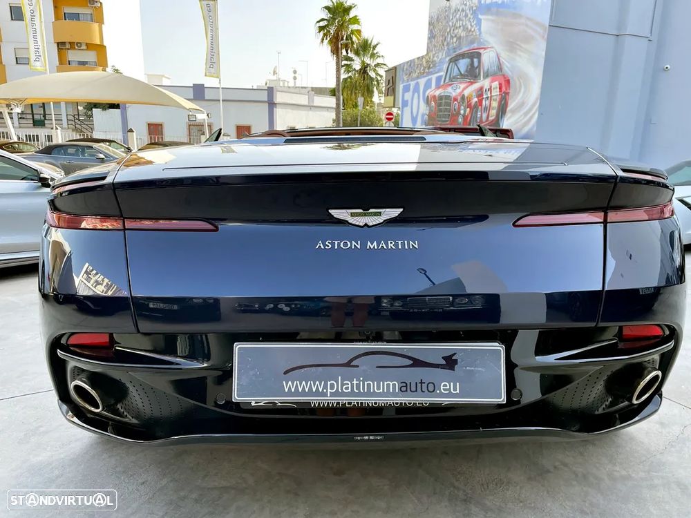 Aston Martin DB11 Coupé V8 Auto - 52