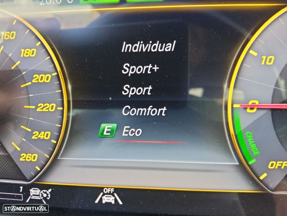 Mercedes-Benz E 300 de 9G-TRONIC Exclusive - 22