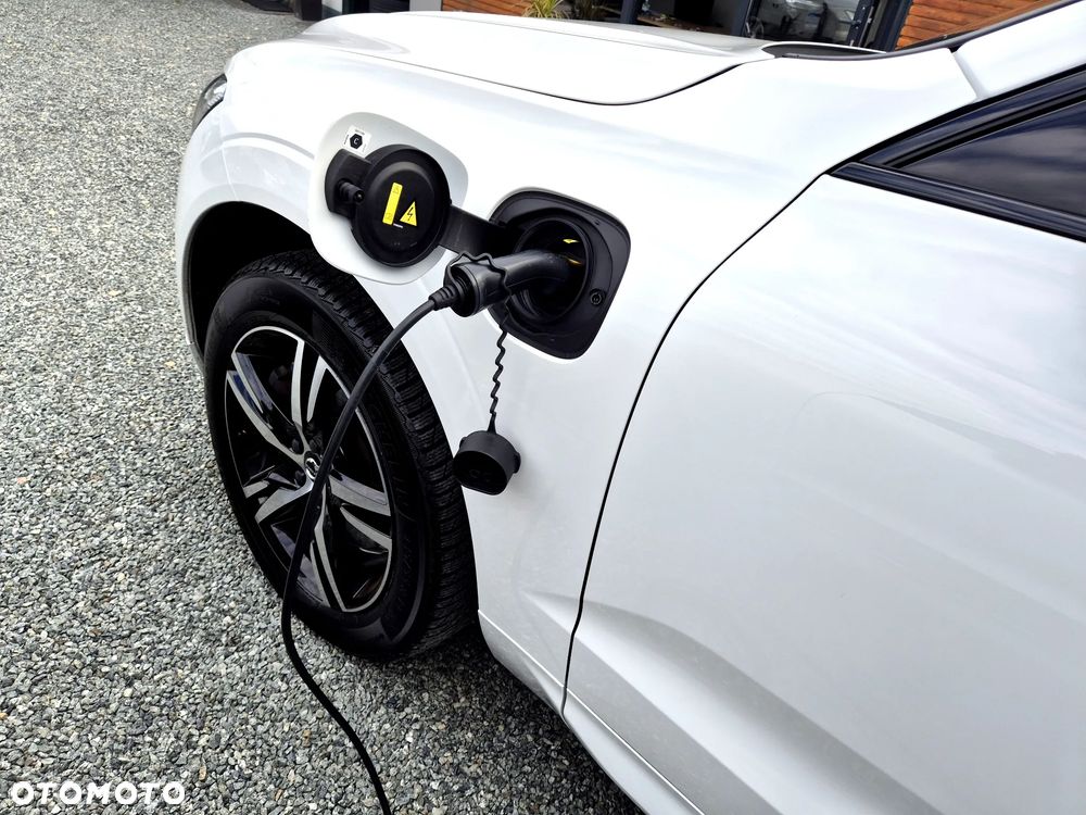 Volvo XC 60 T8 AWD Recharge Plus Dark - 36