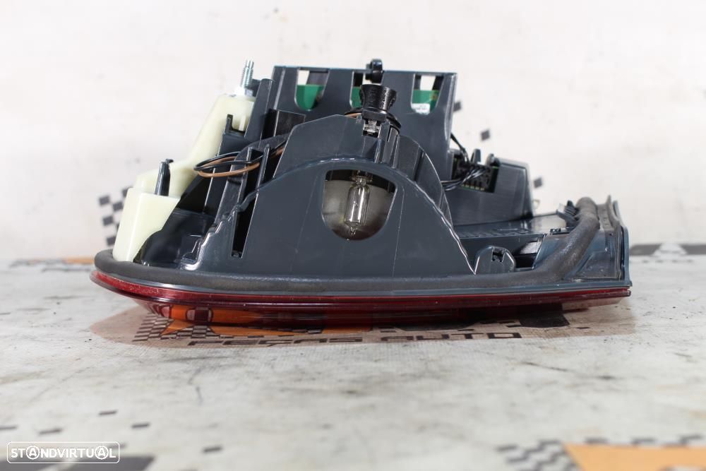 Farolim Esquerdo Bmw 3 Touring (F31)  63217369119 / 7369119 / F30 F31 - 7