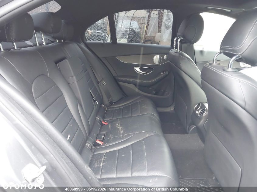 Mercedes-Benz Klasa C 300 4Matic 9G-TRONIC AMG Line - 7