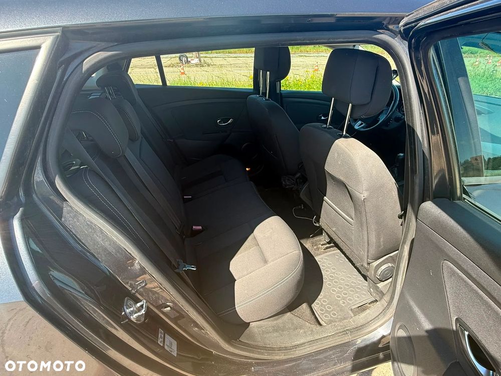 Renault Megane 1.5 dCi Privilege - 11