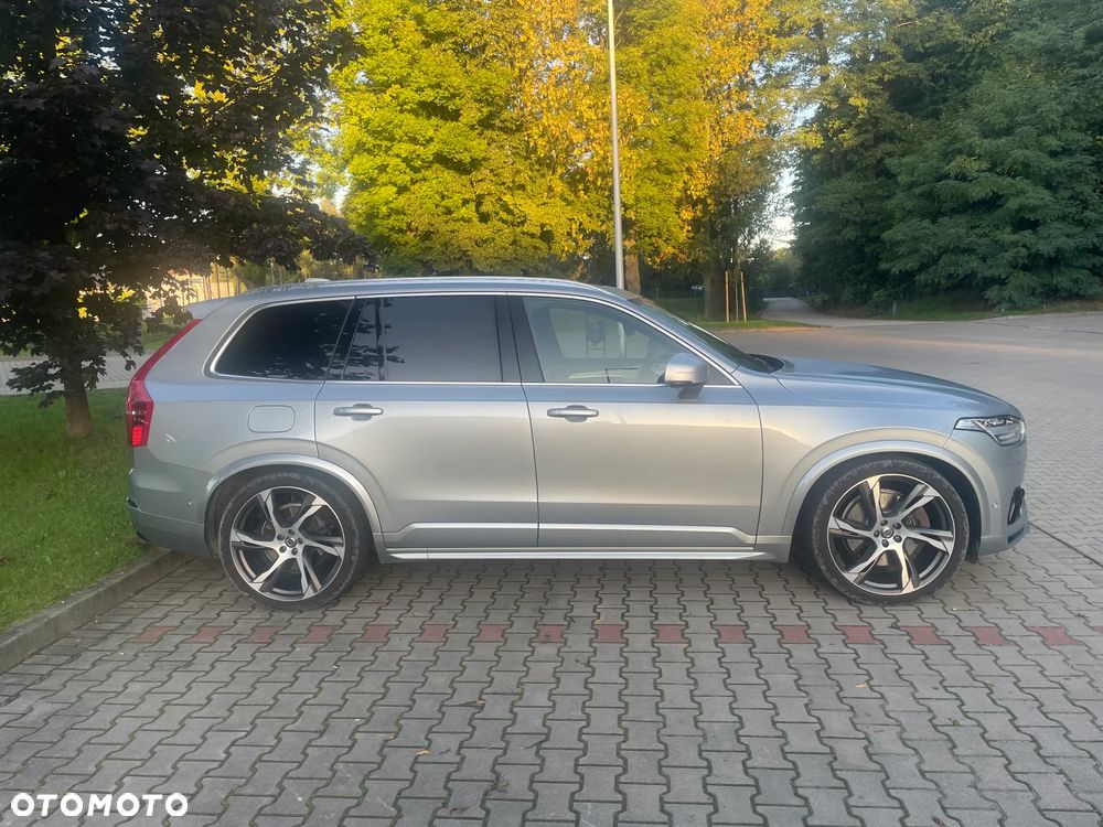 Volvo XC 90 T8 AWD Plug-In Hybrid R-Design 7os - 4