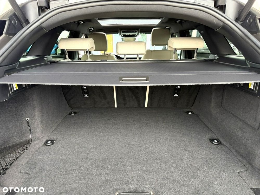 Land Rover Range Rover Velar - 12