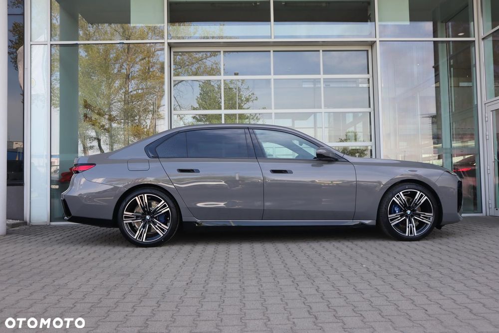 BMW Seria 7 - 7