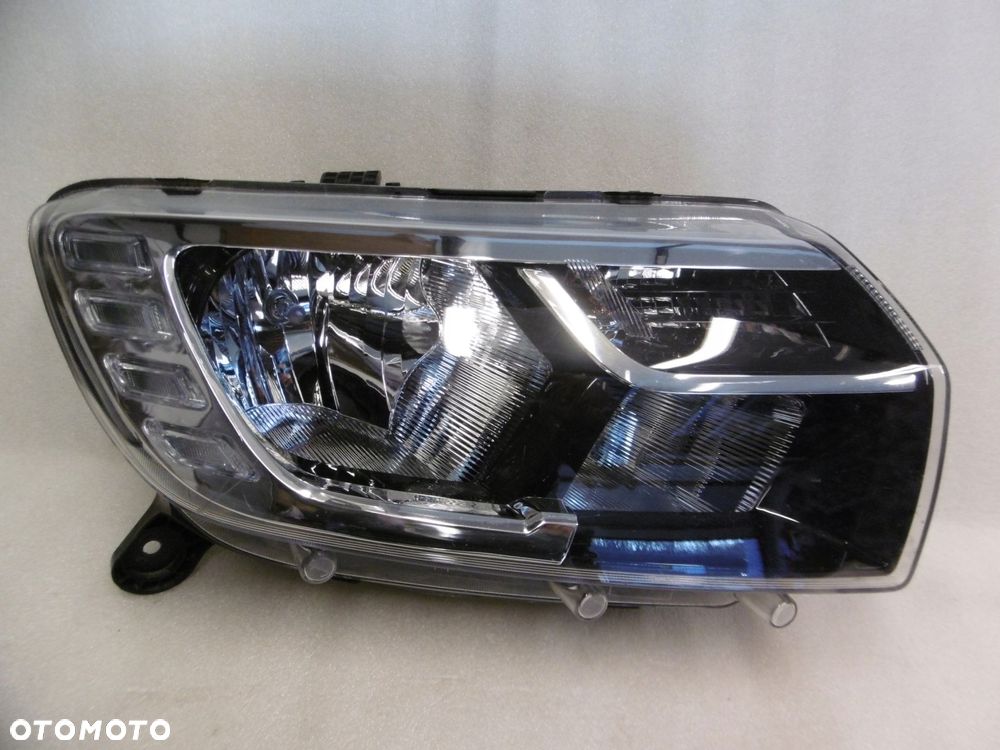 dacia sandero ii logan lift - lampa przednia prawa - 1