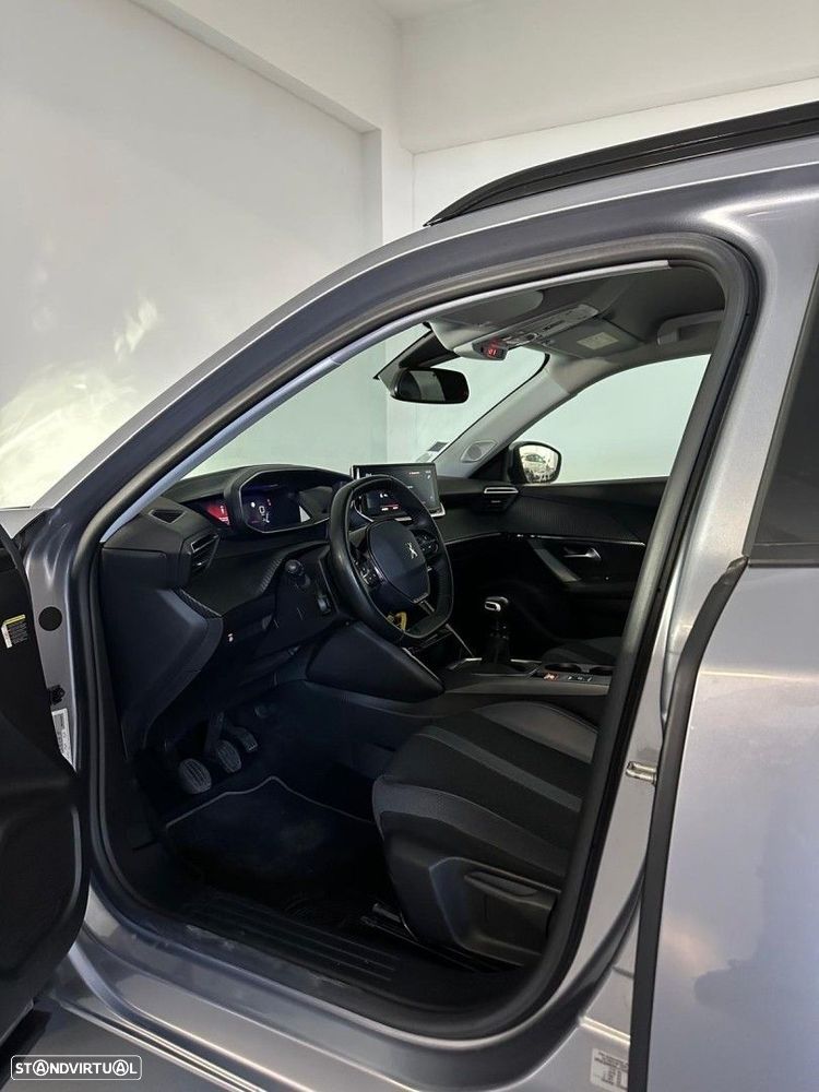 Peugeot 2008 PureTech 100 Allure - 9