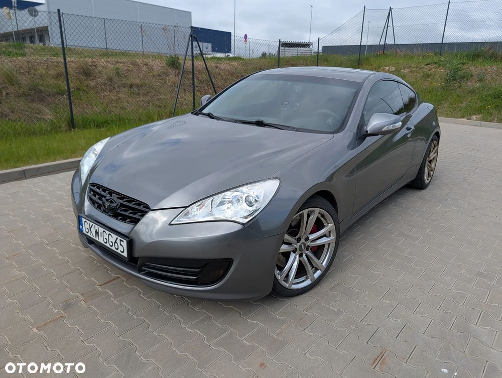Hyundai Genesis Coupe 3.8 V6 Automatik - 2