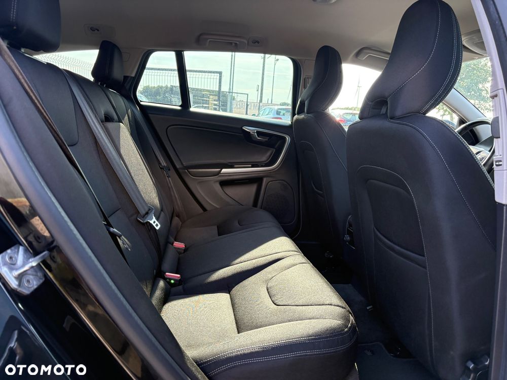 Volvo V60 T3 Geartronic Linje Svart - 9