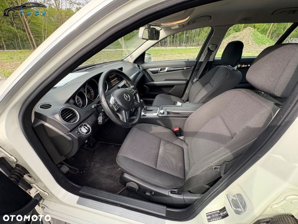 Mercedes-Benz Klasa C 200 CDI DPF (BlueEFFICIENCY) 7G-TRONIC - 18